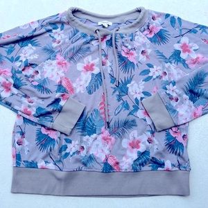 4/$20 Maurice’s Long Sleeved Top Size Large